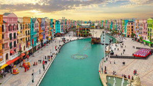 Grand World Hà Nội điểm vui chơi giải trí hiện đại sầm uất, hấp dẫn mọi lứa tuổi.