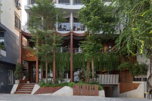 Bonjour Cafe Hồ Tây