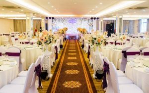 Diamond Palace là không gian tổ chức sự kiện sang trọng, phù hợp hội nghị và tiệc cưới tại Hà Nội.