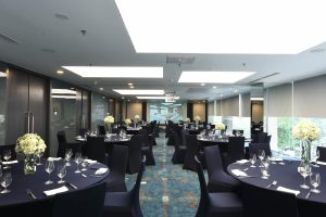 Novotel Suites Hanoi với không gian lưu trú hiện đại, tiện nghi và thoải mái giữa trung tâm thành phố.