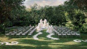 Ưu nhược điểm các loại hình địa điểm tổ chức sự kiện để chọn lựa phù hợp.