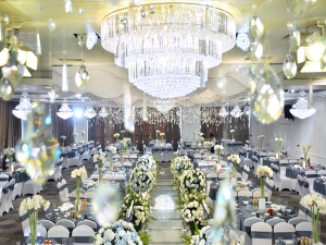 Nhà hàng tiệc cưới Trung tâm tiệc cưới Seasons.