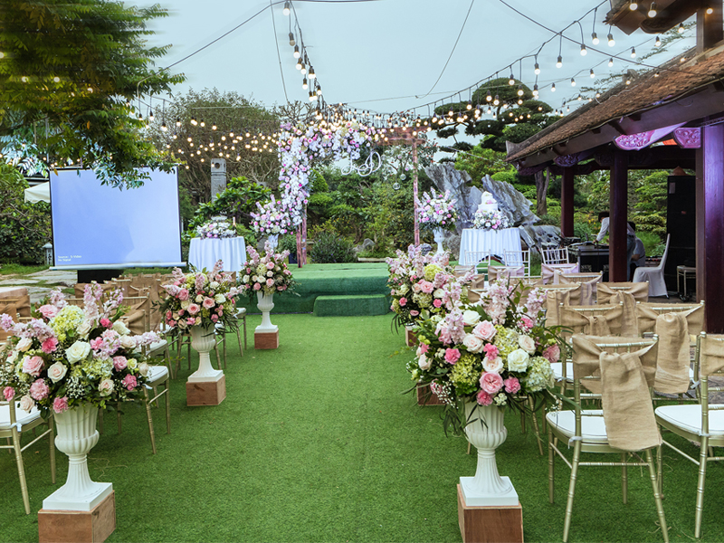 nhà hàng tổ chức tiệc công ty